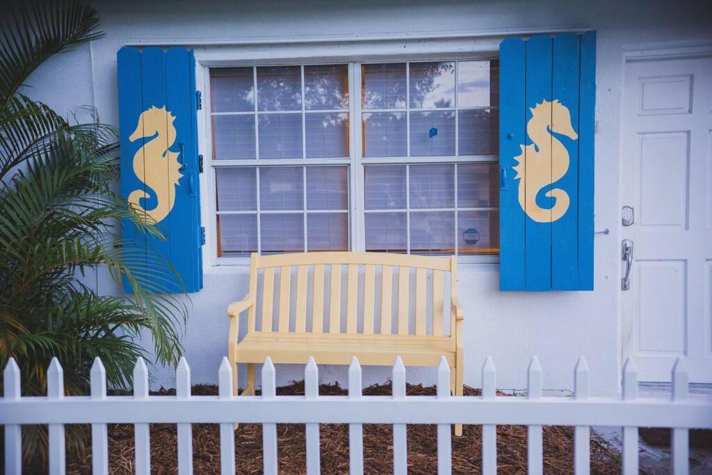 Charming Home, Minutes From The Beach Vero Beach Bagian luar foto